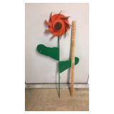 Lawn Ornament- Spinning Orange Flower