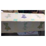 Full Size Quilt- Holly Hobby