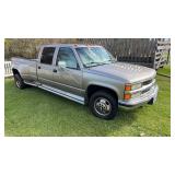 2000 Chevrolet 3500 LS Dually Pick Up Truck 2WD