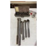 1/2" and 1/4ï¿½ Sockets and Extensions