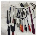 Assortment Of Mini Pry Bars And Other Tools