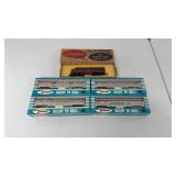 HO Scale Pennsylvania Railroad Train & 4 Cars