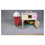 Fisher Price Play Family Farm