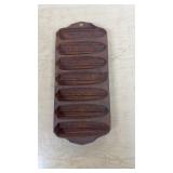 Griswold No 22 Cast Iron Corn on the Cob Pan