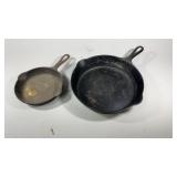 Griswold 709 & 701A Cast Iron Frying Pans