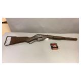 Vintage Daisy Model 39 BB Gun w/ BBï¿½s