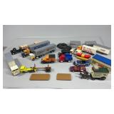 HO Trucks & Trailers, Cars