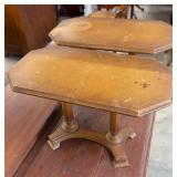 2 Small Display Tables