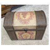 Decorative Trunk