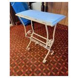 Metal Base Stand