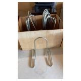 18 Wire Bookends