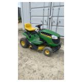 John Deere D105 Auto Riding Lawn Mower