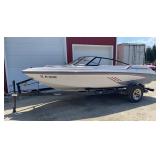 1990 Glastron Boat