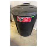 Rubbermaid 32Gal Garbage Can with Cover