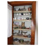 Contents Of Closet - See Photos