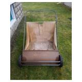 Garden  Mark Leaf & Grass Sweeper