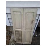 32" High x 15-3/4" Wide Wooden Window Blinds