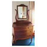 4 Drawer Dresser With Mirror