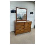 6 Drawer Wooden Dresser W/Vanity Mirror