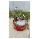 Metal Gas Can 2 1/2 Gal