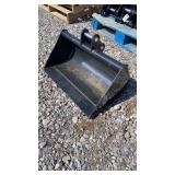 23IN Bucket For Mini Excavator