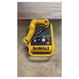DeWalt 1Gal 135PSI Trim Compressor