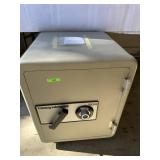 Sentry Valueguard 1330 Combination Safe