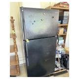 Black GE Working Refrigerator, Bring help to load