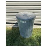 Galvanized trash Can With Cover