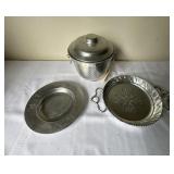 Aluminum Ice Bucket & 2 Aluminum Trays