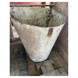 Feeder, Fiber Glass