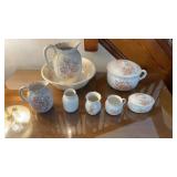 Laughlin Chamber Set