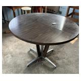Round Table