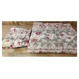 Full- Cottage Style Quilt With Shams