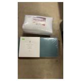 2 Down Sleep Pillows & Fitness Mat