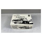 ï¿½70 Ford Police toy Car 1/25 Model Kit