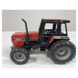 International CASE 2294 Model Tractor