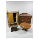 Salesman Samples/Doll House Furniture
