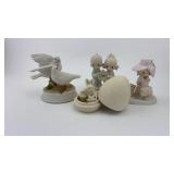 4 Collectable figures