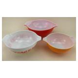 3-Pyrex Stacking Bowls
