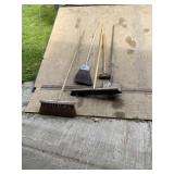 3 Brooms, Sledge, Hammer, Shovel