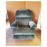 LA-Z-BOY  ROCKER RECLINER