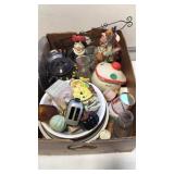 Box Lot of Glassware/Decorations
