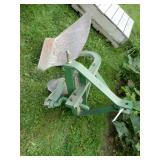 Single Bottom 3 Point Hitch Plow With Culter