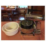 Sunbeam Mixer w/ Bowls