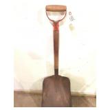 Flat Shovel w/ wood Handle