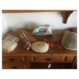 Lot Sewing Goods, Iron