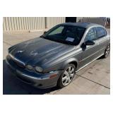 2004 Jaguar X-Type (CA)