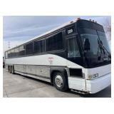 (CA) 2005 Motor Coach Industries Bus - EXPORT ONLY