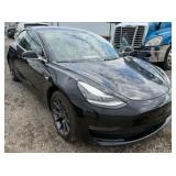 (OH) 2018 Tesla 3